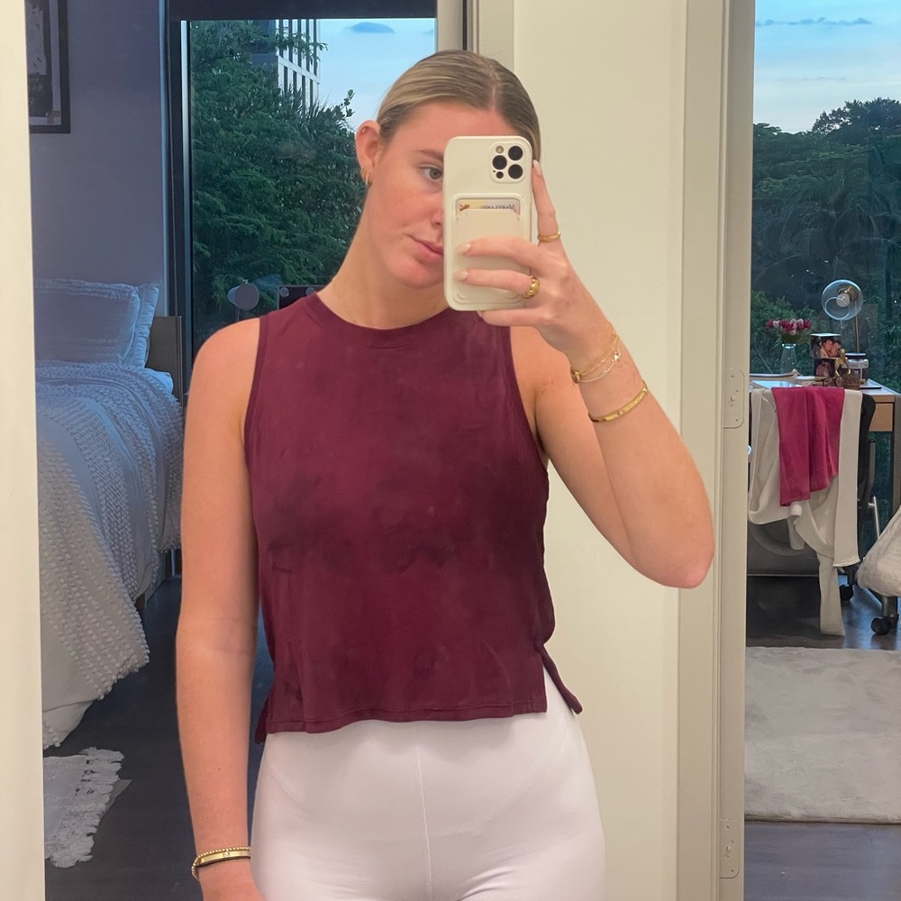 Lululemon tank